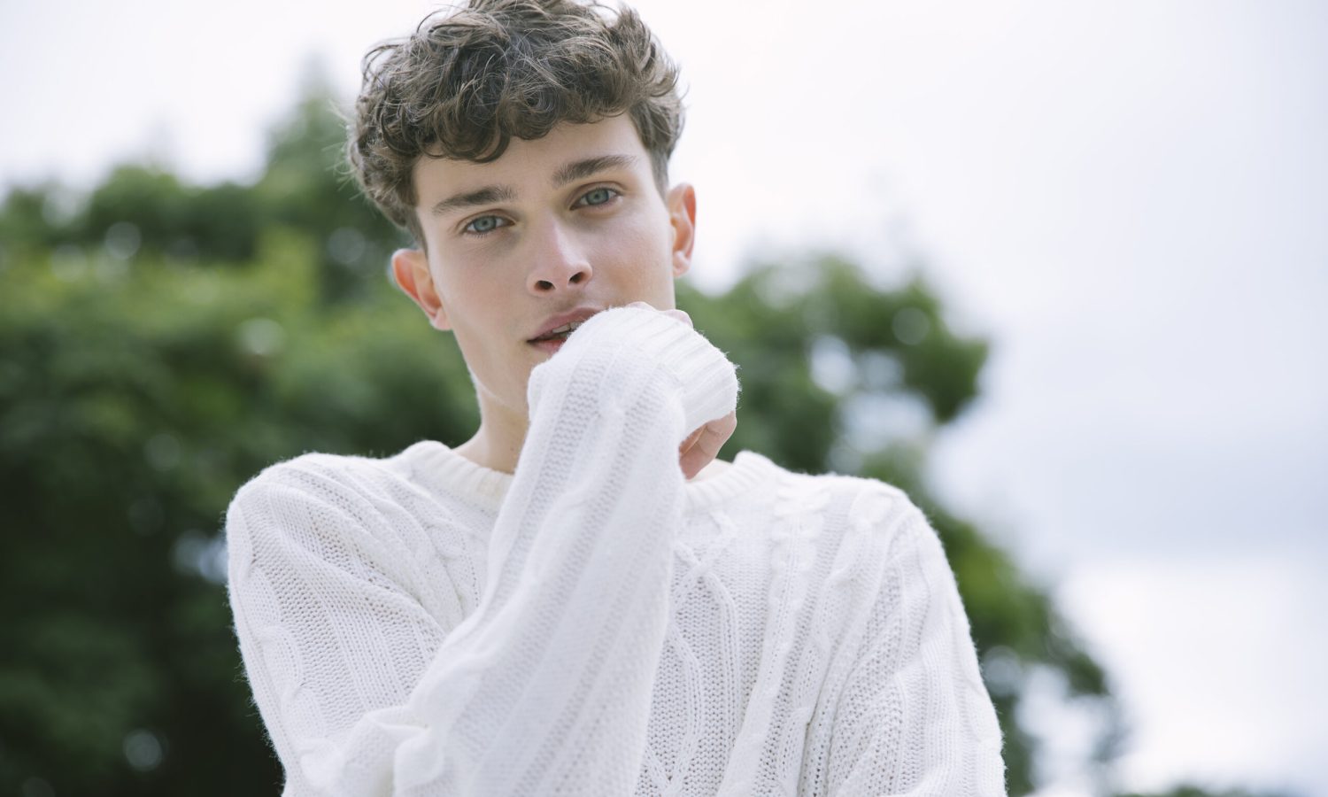 New Year, Softer You: Hairstyles That Capture the Soft Boy Vibe