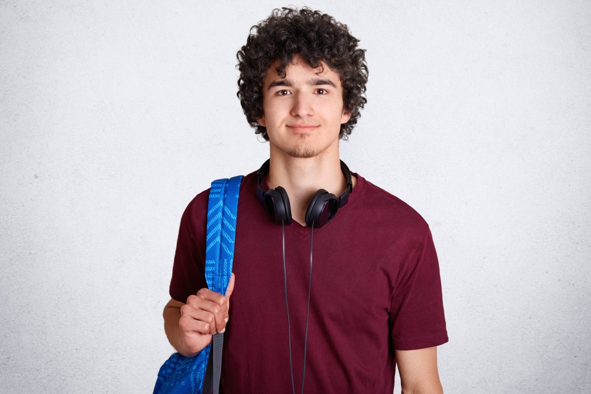 Best Hairstyles for High School Guys with Curly Hai